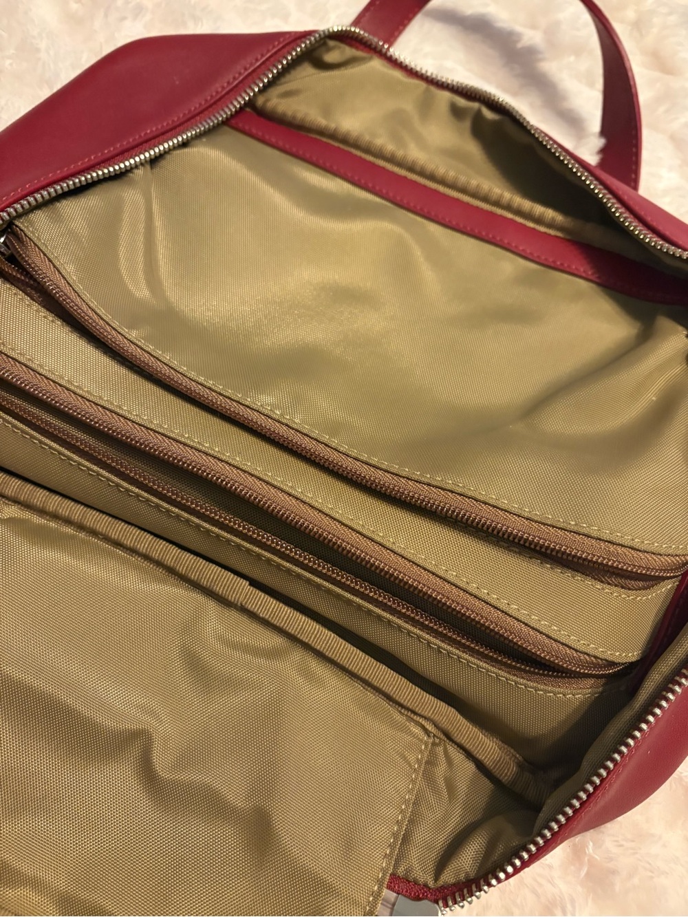Coach leather handbag full zipper. Unique! - Picture 7 of 11